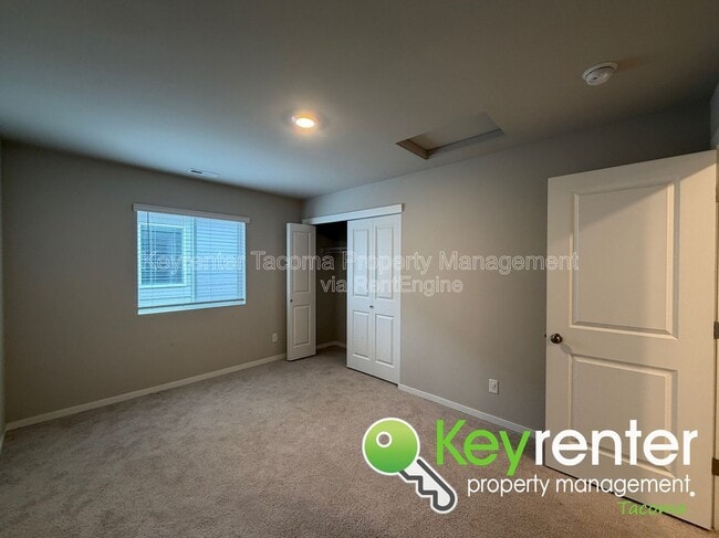 Photo - 10715-10187 187 St Ct E