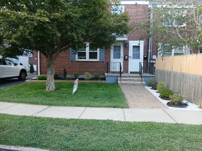 Building Photo - 785 Audrey Dr Unit A Rental