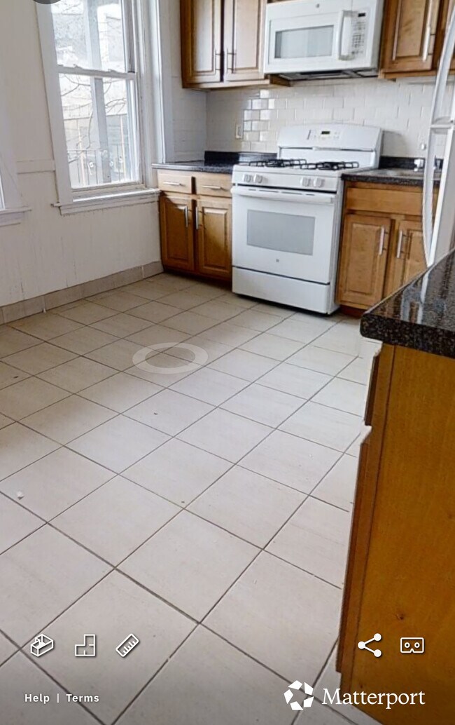 Photo - 352 Cambridge St Unit 5