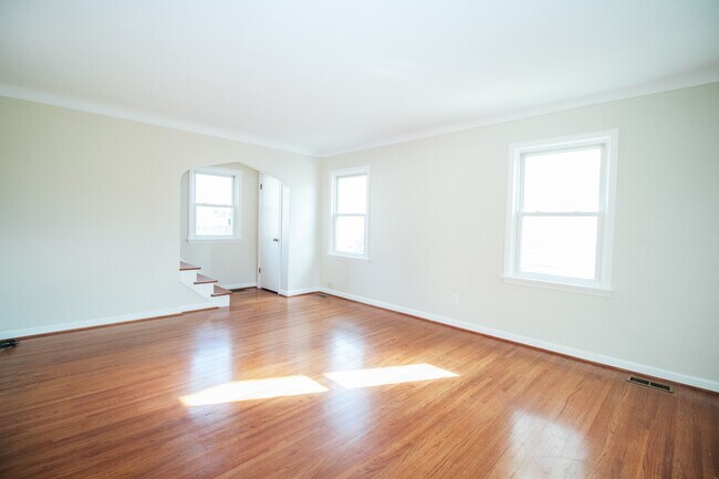 Photo - 4132 Berwick Ave