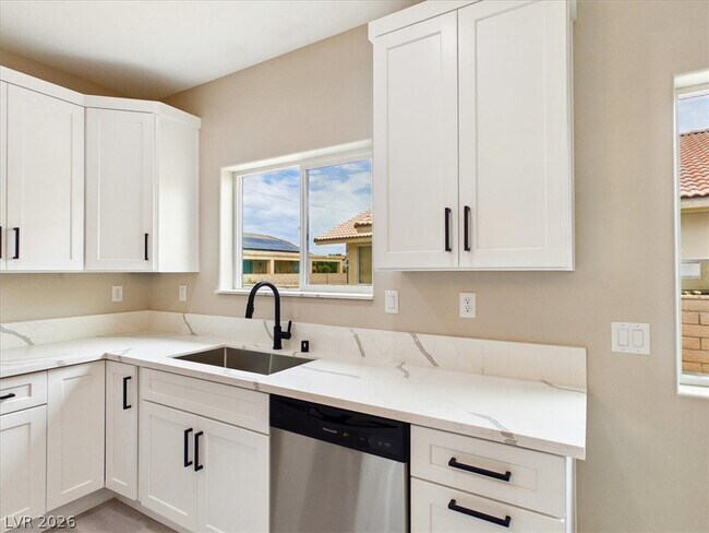 Photo - 1740 Jerome Ln