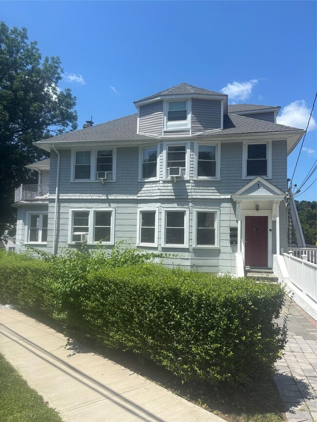 Building Photo - 174 Sedgwick Ave Unit 1 Rental