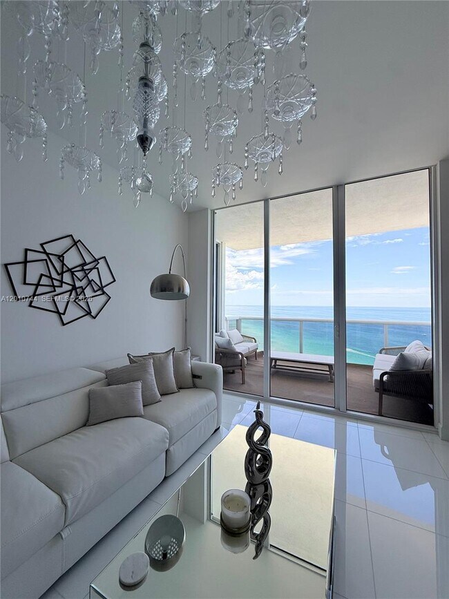 Photo - 18201 Collins Ave Unit 3708
