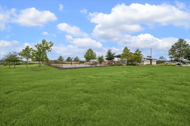 Photo - 1044 Esplanade Pkwy