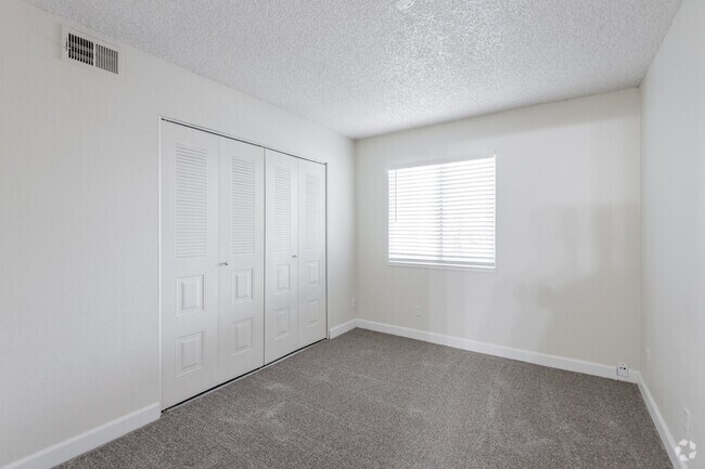2BR, 1BA