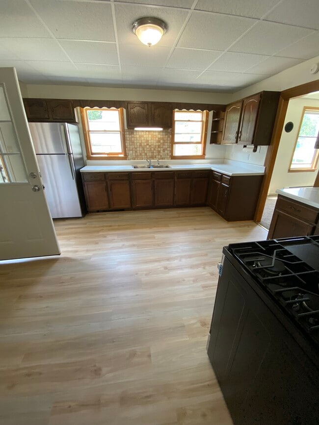 Kitchen - 589 Saratoga St Apartamentos Unidad 1st Floor