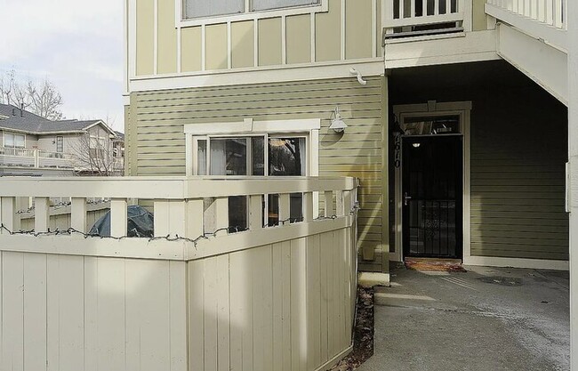 Photo - 1610 Ames Ct