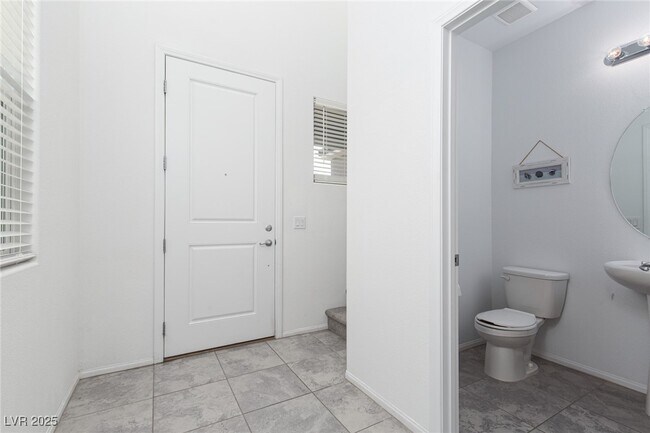 Photo - 5319 Wally St