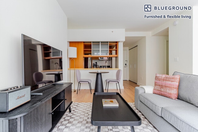 Photo - 450 W 17th St Unidad FL6-ID1801