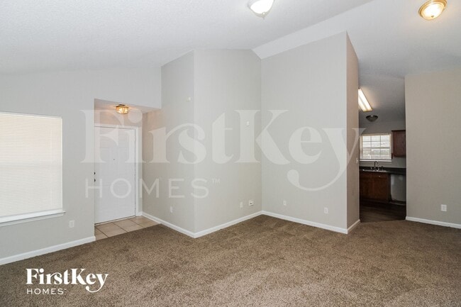 Photo - 7825 Fallstone Rd