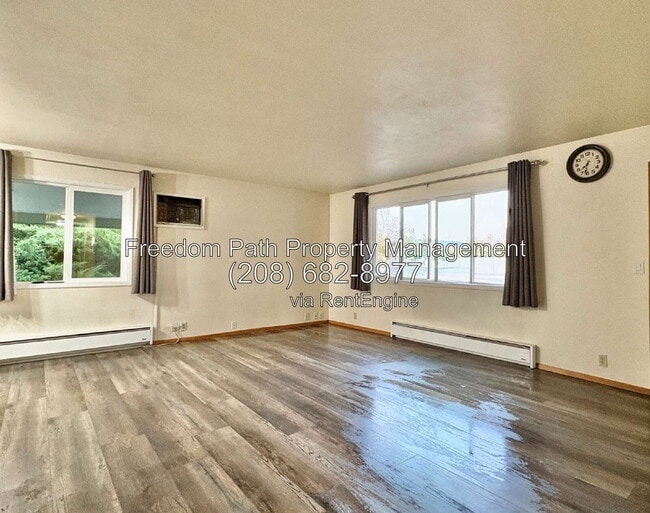 Photo - 315 E 1st Ave