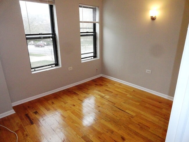 Photo - Sheridan Apartments