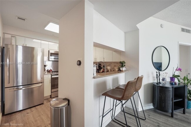 Photo - 2475 Brickell Ave Unit 1107