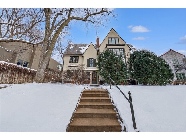 Building Photo - 1721 Humboldt Ave S