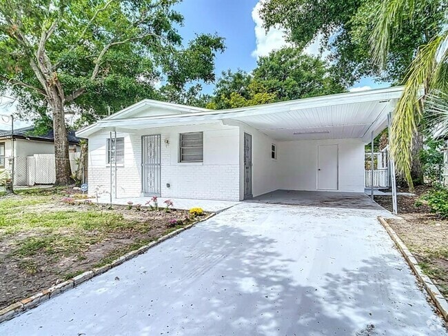 Building Photo - 3512 N 10th St Rental