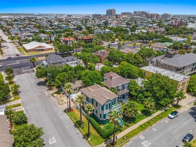 Photo - 1628 Avenue K Unit 3