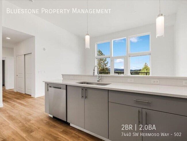 Photo - Look and Lease for One Month Free Unidad 502