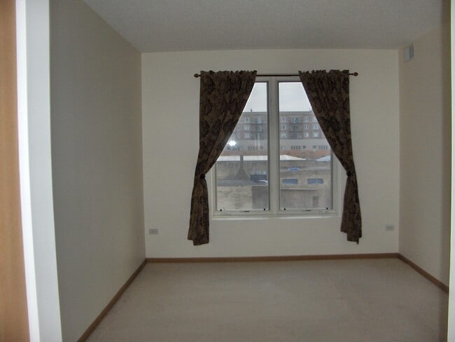 Photo - 515 Main St Unit 608