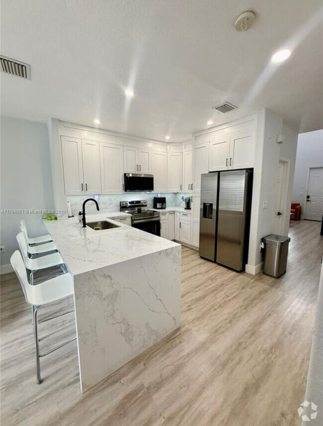 Building Photo - 1481 SE 25th Ter Rental