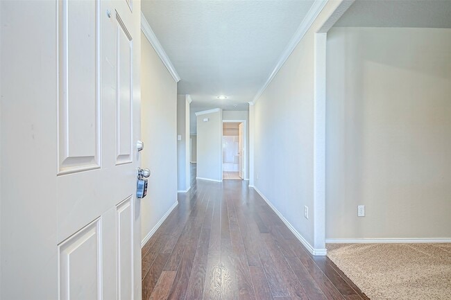 Photo - 120 Abelia Dr