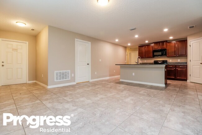 Photo - 1505 Climbing Dayflower Dr