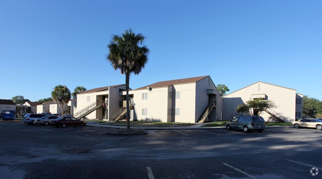 Beachwood Apartments - Beachwood Apartments