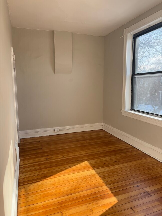 4273 Connecticut St Unidad 2F