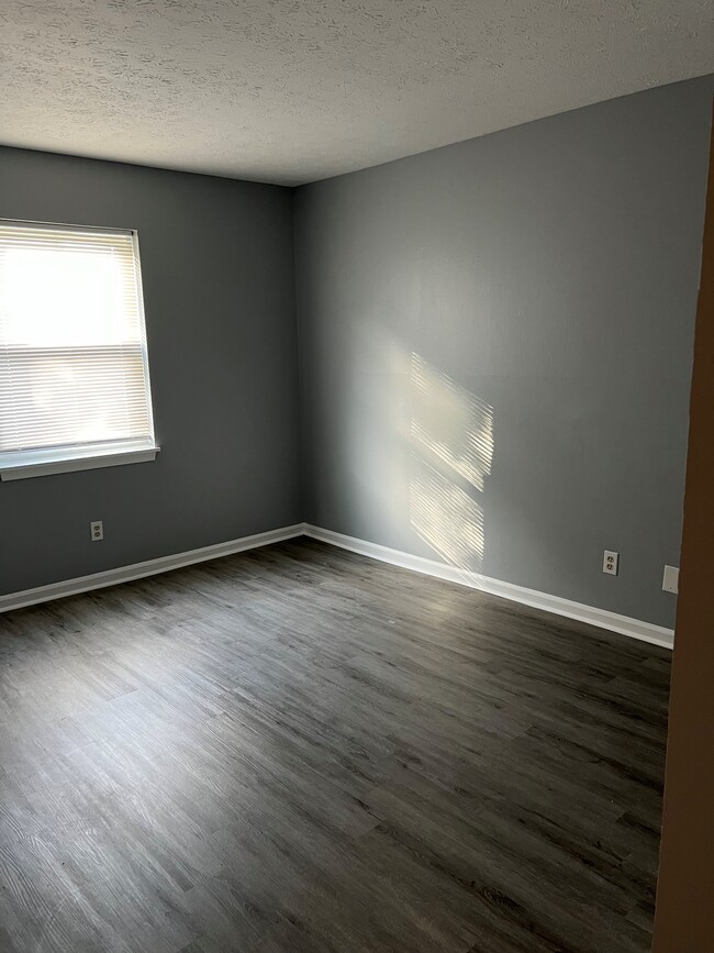 Bedroom - Woodgate Apartments