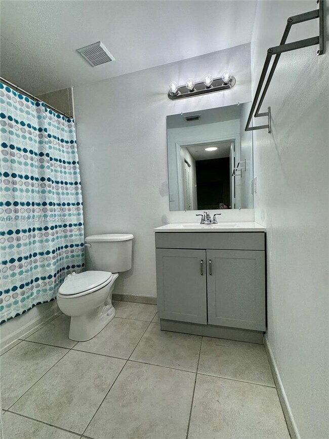 Photo - 7290 NW 114th Ave Unit 210-7