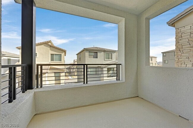 Photo - 1520 Little Penguin St