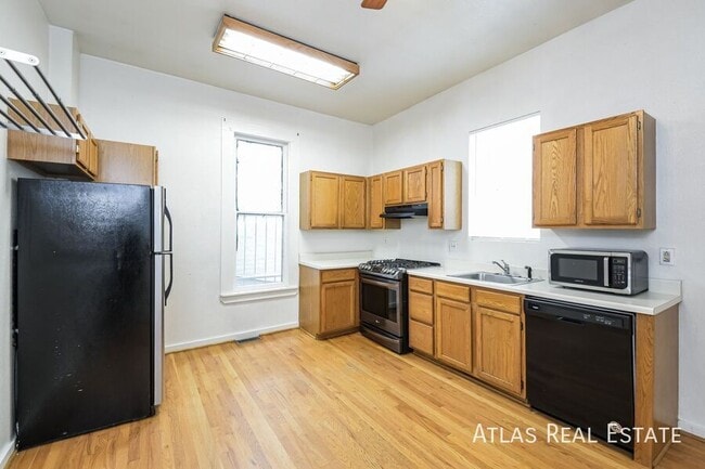 Photo - 3102 Wyandot St