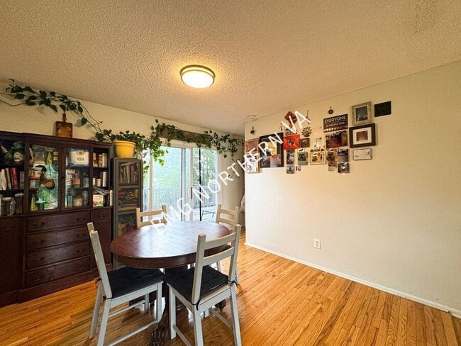 Photo - 311 Prospect Dr SW