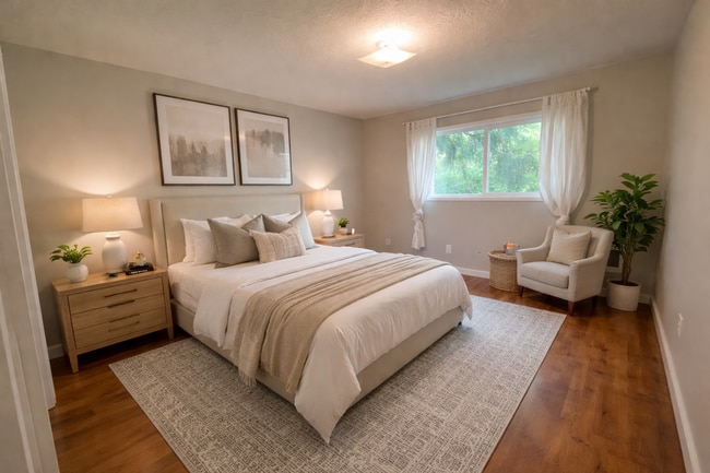 Photo - 075LincolnSt Unit B