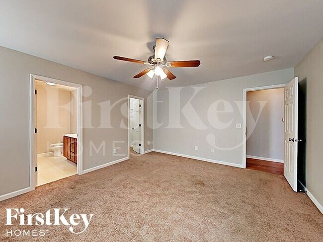 Photo - 455 Mallard View Ln House