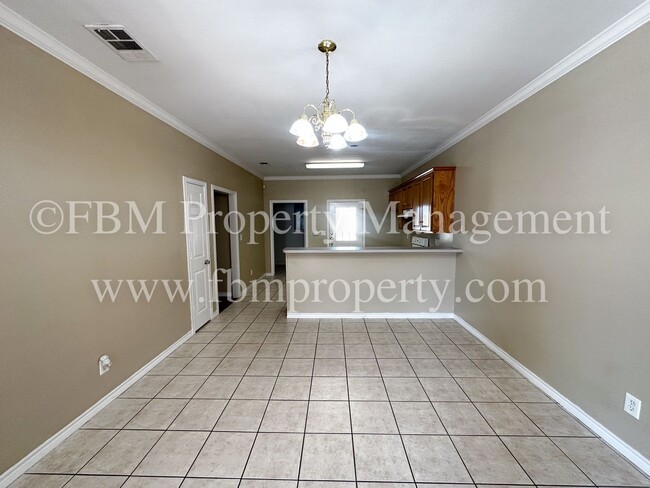 Photo - 708 Biloxi Dr