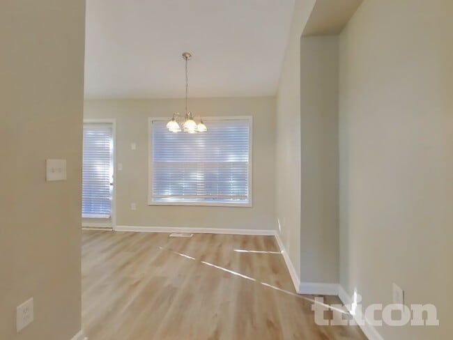 Photo - 166 Millwheel Dr