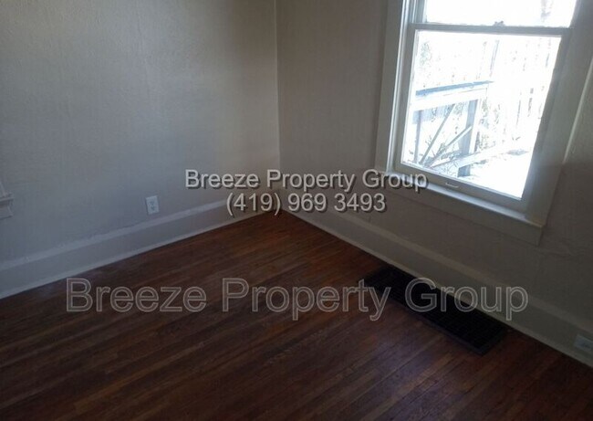 Photo - 1537 Remington St