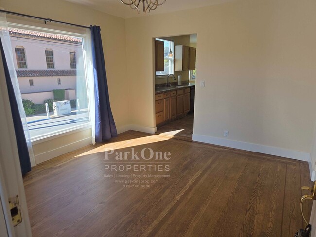 Photo - Great 4 Bedroom Home in the Heart of Albany!