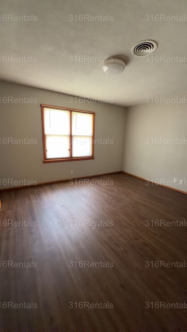 1617 W 3rd Ave