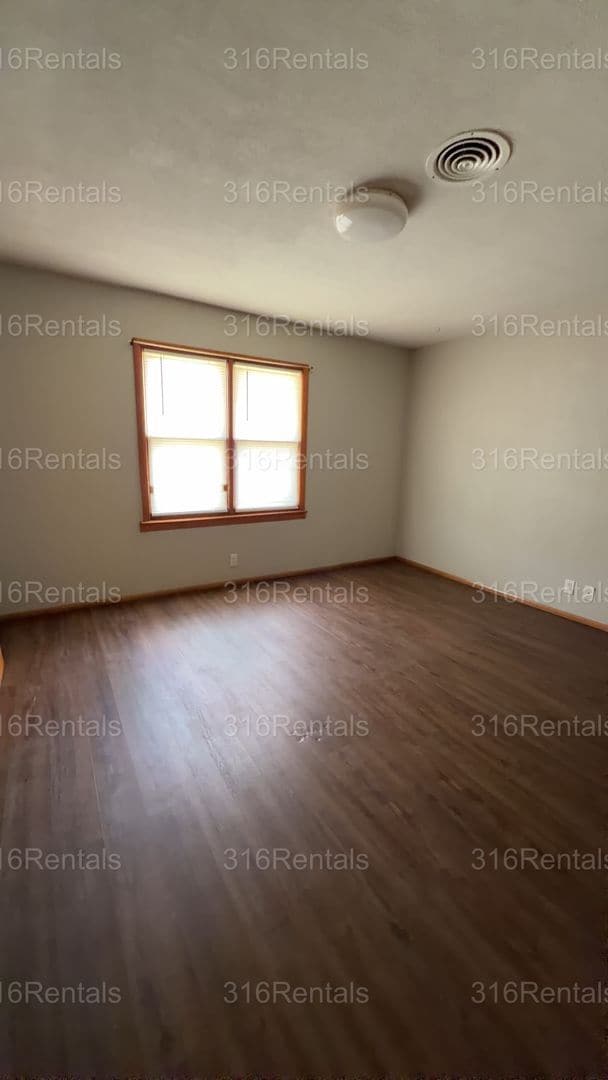 Photo - 1617 W 3rd Ave