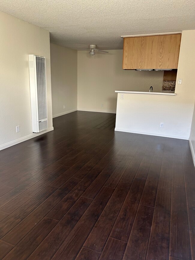 7320 Foothill Blvd