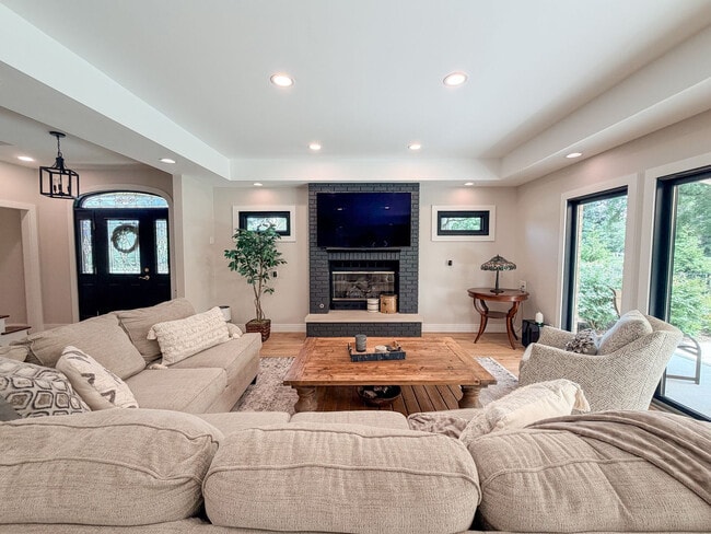 Photo - 2318 Hillside Ct Unit SI FL2-ID1603626P