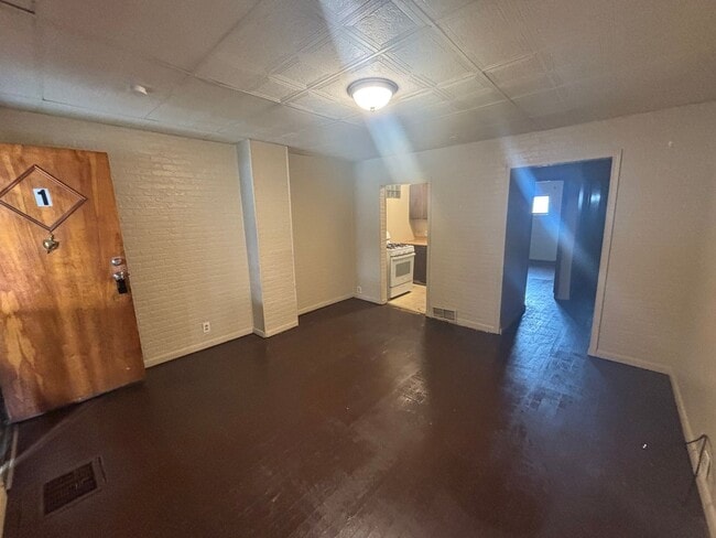 Photo - Sweet Single Story Swissvale Living!