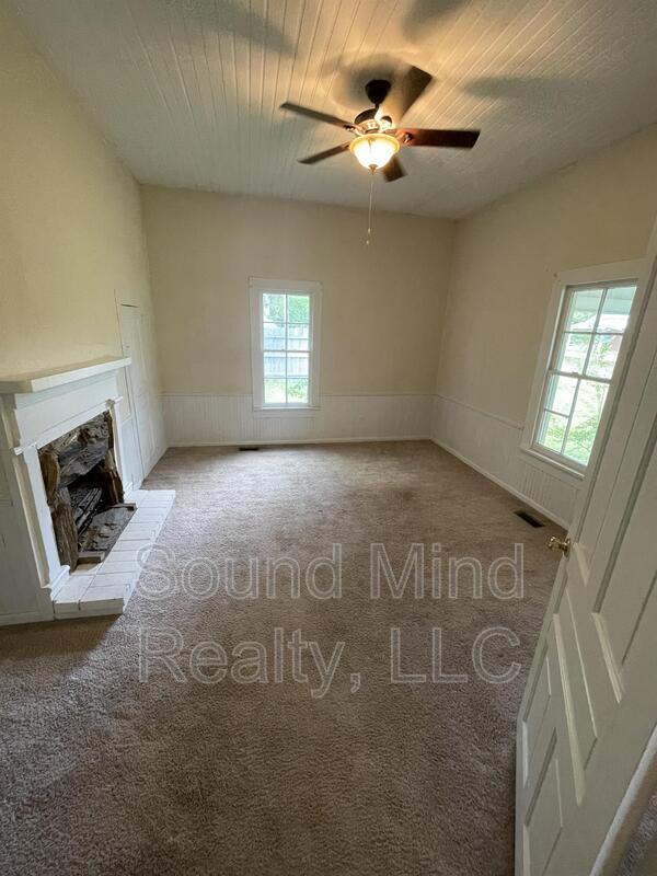 Photo - 264 Kivett Rd