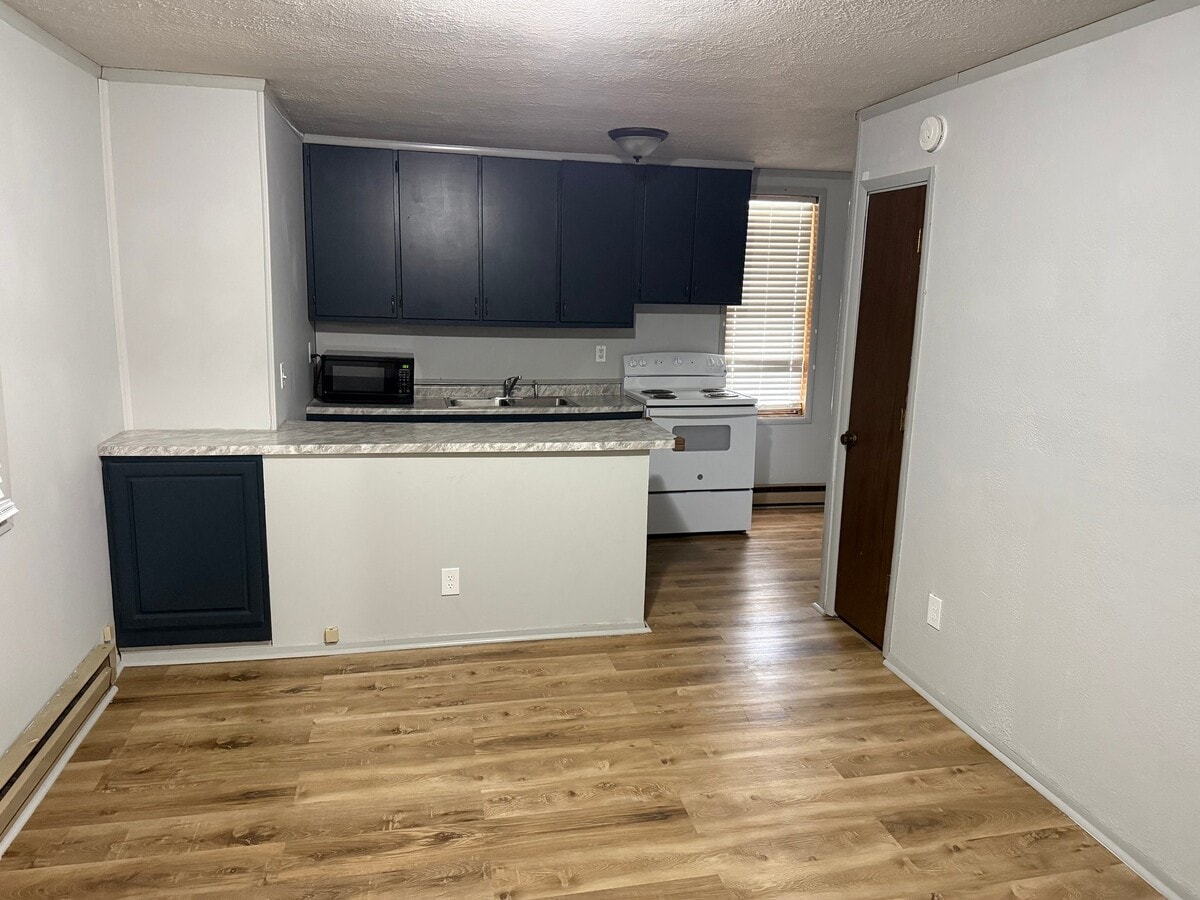 Photo - 112 Main St Unit 112 W Main Apt2B