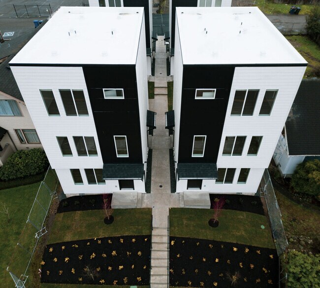 Photo - 616 S 34th St