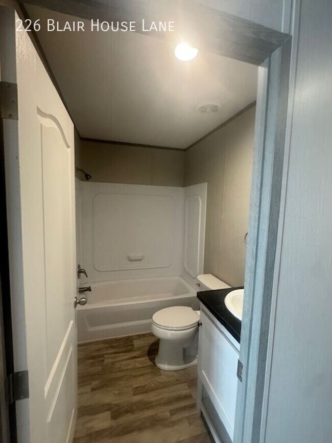 Photo - 226 Blair House Ln