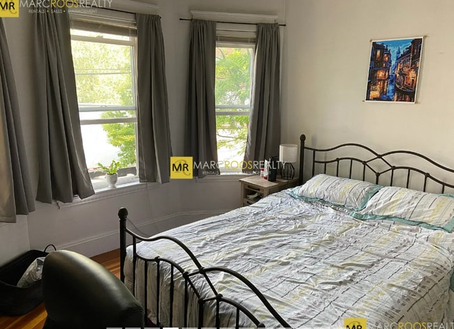 Photo - 8 Cambridge Ter