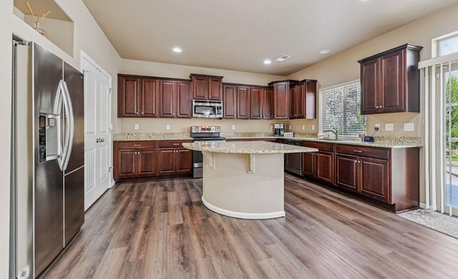 Photo - 8356 Longleaf Ln