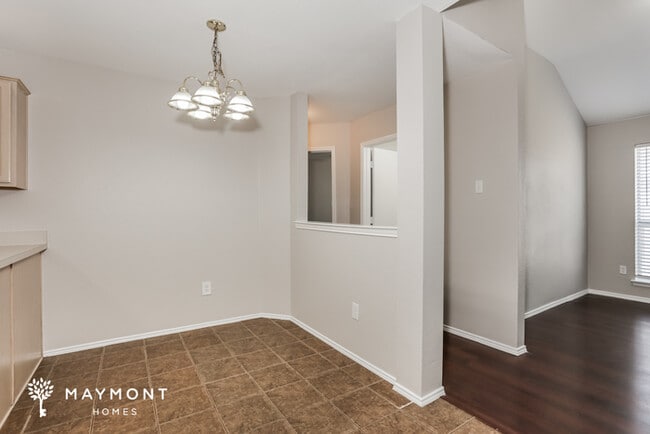 Photo - 3216 Dove Valley Ln